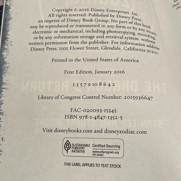 Disney “The Zodiac Legacy,” Book 2, “The Dragon’s Return.” Stan Lee, et al. - Picture 4 of 4